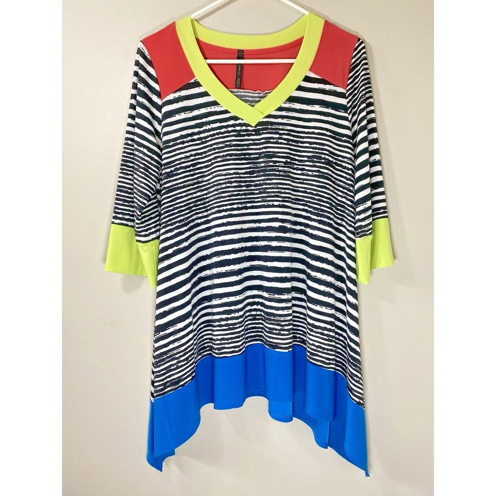 IC Connie K Tunic Top Asymmetric Hem SZ MEDIUM Artsy Striped Stretch V Neck Top